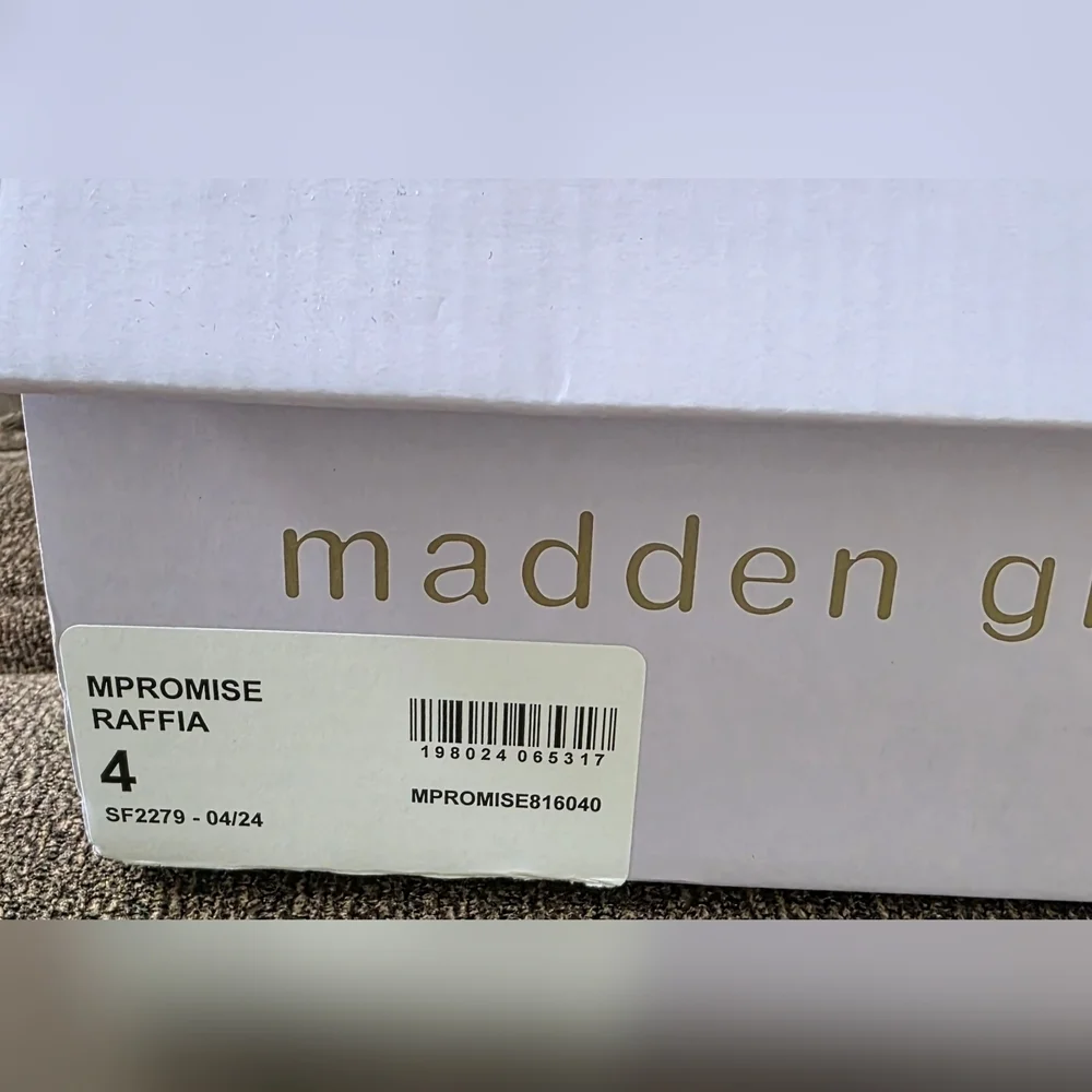 Madden Girl Teddy-T Pastel Tie-Dye Platform Velcro Sandals, Size 4 NEW IN BOX!